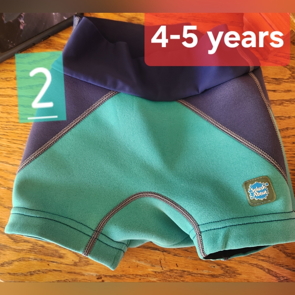 Splash About toddler, gender neutral swim shorts. 4-5 years. like new. (1 of 2)